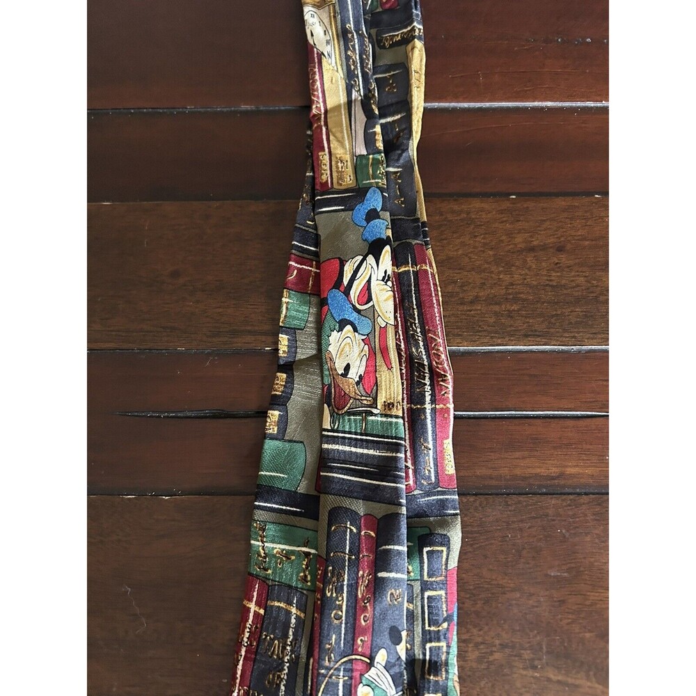 Atlas Design Mickey & Co tie - Picture 4 of 5